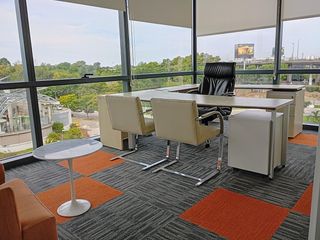 Foto 14 de Alquiler OFICINA amoblada en Complejo Al Rio, 217m2 - 2 Cocheras ESTRENELA