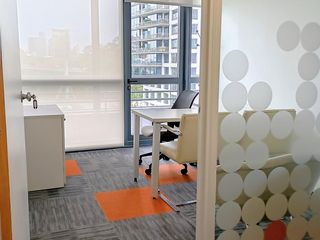 Foto 9 de Alquiler OFICINA amoblada en Complejo Al Rio, 217m2 - 2 Cocheras ESTRENELA