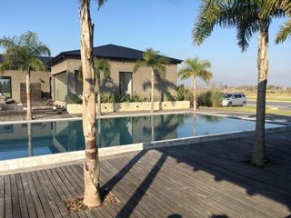 Foto 14 de Casa al río en El Naudir, Aguas Privadas.Escobar