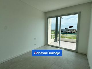 Foto 12 de Casa en  venta - 4 dormitorios y pileta. Barrio Riberas