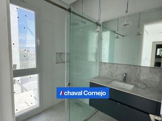 Foto 11 de Casa en  venta - 4 dormitorios y pileta. Barrio Riberas