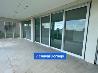 Foto 20 de Casa en  venta - 4 dormitorios y pileta. Barrio Riberas