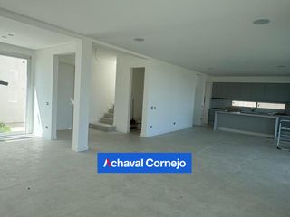 Foto 6 de Casa en  venta - 4 dormitorios y pileta. Barrio Riberas