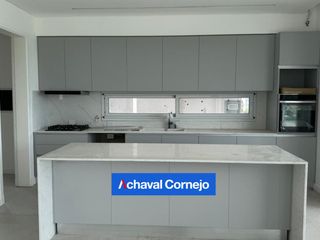 Foto 4 de Casa en  venta - 4 dormitorios y pileta. Barrio Riberas