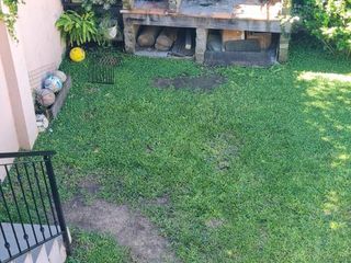 Foto 4 de Venta Casa en  Tigre sobre Av. Italia