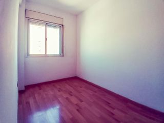 Foto 7 de ALQUILER - Departamento de 2 dormitorios con balcón, Centro, Rosario.
