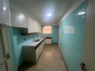 Foto 13 de Alquiler de Departamento tres ambientes con Balcón en Balvanera CON COCHERA