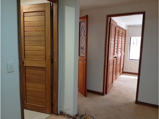 Foto 8 de ARRIENDO APARTAMENTO VIRREY  100 mts