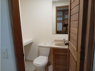 Foto 19 de ARRIENDO APARTAMENTO VIRREY  100 mts