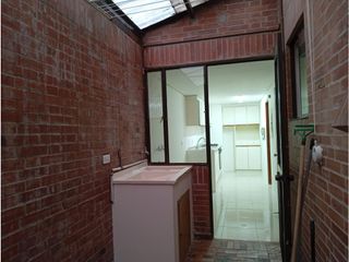 Foto 24 de ARRIENDO APARTAMENTO VIRREY  100 mts