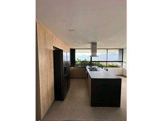 Foto 5 de VENDO HERMOSO APARTAMENTO EN EL POBLADO SECTOR LAS PALMAS