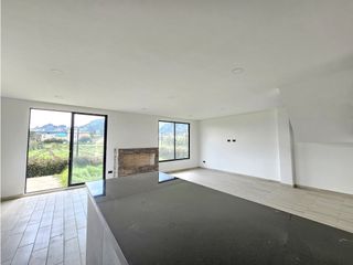 Foto 9 de SE VENDE CASA EN COTA VEREDA LA MOYA - CAMELLON STA ROSALIA