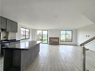 Foto 6 de SE VENDE CASA EN COTA VEREDA LA MOYA - CAMELLON STA ROSALIA