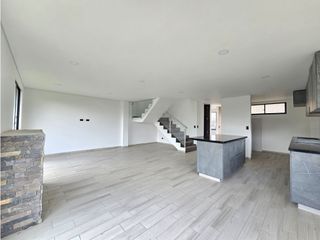 Foto 11 de SE VENDE CASA EN COTA VEREDA LA MOYA - CAMELLON STA ROSALIA