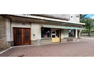 Foto 1 de Se vende local en inmejorable ubicación céntrica en Otamendi.