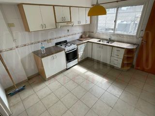 Foto 2 de Departamento en alquiler en Quilmes Centro