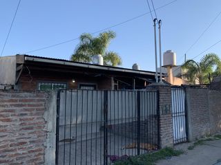 Foto 3 de Venta en bloque - departamentos y casa en Matheu