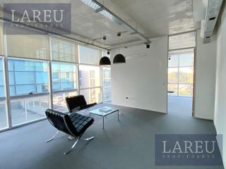 Foto 1 de Oficina en Venta con renta, Officia Pilar - Edificio Work