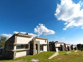 Foto 1 de DIVINO COMPLEJO DE 8 UNIDADES A ESTRENAR EN MERLO SAN LUIS
