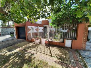 Foto 1 de Casa - Banfield Este