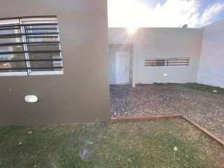 Foto 16 de Casa a estrenar 2 dormitorios en Barrio La Raquela. Apto credito!