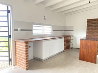 Foto 6 de Casa a estrenar 2 dormitorios en Barrio La Raquela. Apto credito!