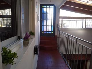 Foto 3 de PH de 3 ambientes con Terraza Con Parrilla - Wilde