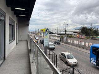 Foto 8 de Local Comercial en arriendo en Marianas de Calderón