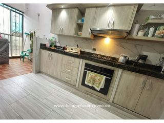 Foto 6 de VENDO HERMOSA CASA EN VILLA DEL BOSQUE