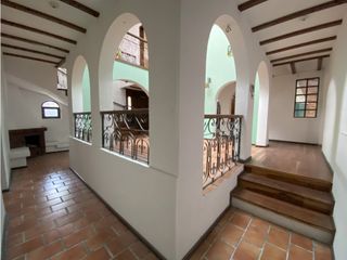 Foto 15 de Monteserrín, Casa en Venta, 397.91m2, 5 Habitaciones