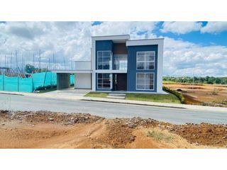 Foto 8 de LUXA INMOBILIARIA VENDE LOTE CONJUNTO  CIUDAD DEL SOL
