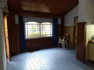 Foto 1 de Casa - Quilmes Oeste
