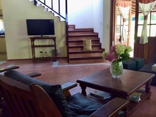 Foto 3 de Casa en venta - 5 Dormitorios 4 Baños - Cocheras - 1500Mts2 - Cariló