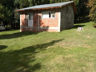 Foto 18 de El Bolsón, Villa Turismo, Preciosa fracción de 6100 mts2 con casa de 40 mts2 Valor usd  140.000