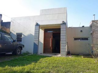 Foto 1 de Casa en venta - 1 Dormitorio 1 Baño - 350Mts2 - Escobar