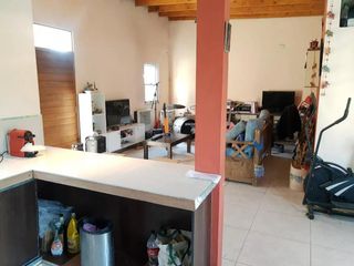 Foto 5 de Casa en venta - 1 Dormitorio 1 Baño - 350Mts2 - Escobar
