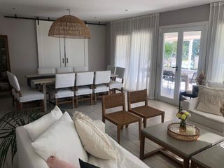 Foto 10 de Casa en venta - 5 dormitorios 3 baños - 200mts2 - El Canton