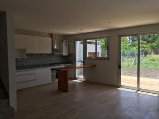 Foto 6 de Casa en venta Gonnet - Barrio San Antonio - Dacal Bienes Raíces
