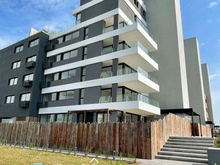 Foto 78 de Duplex Venta VILAGO 3 DORM   DEP. C/TERRAZA C/PERGOLA -cochera y baulera -NORDELTA