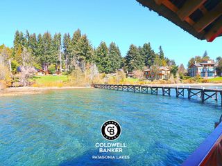 Foto 8 de Venta Lujosa Casa orillas del lago Nahuel Huapi - Bariloche Patagonia Argentina