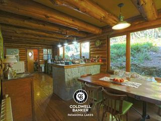 Foto 17 de Venta Lujosa Casa orillas del lago Nahuel Huapi - Bariloche Patagonia Argentina