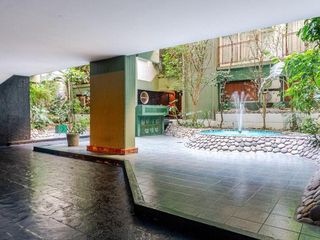 Foto 9 de VENTA COCHERA GRANDE CUBIERTA - EDIFICIO CATEGORÍA - SEGURIDAD 24 HS - RETIRO