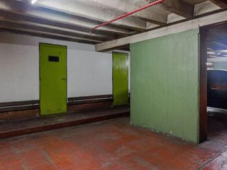 Foto 6 de VENTA COCHERA GRANDE CUBIERTA - EDIFICIO CATEGORÍA - SEGURIDAD 24 HS - RETIRO