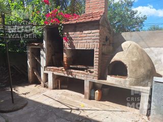 Foto 21 de Casa para Inversión en Garín 8 ambientes