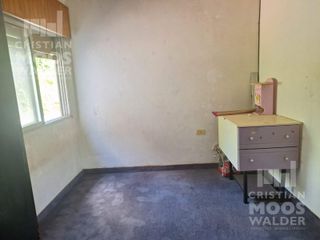 Foto 17 de Casa para Inversión en Garín 8 ambientes