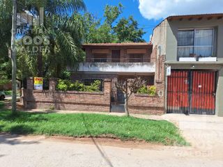 Foto 4 de Casa para Inversión en Garín 8 ambientes