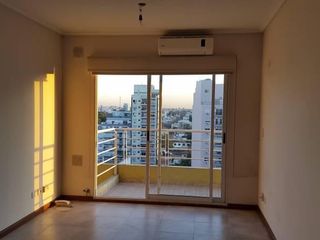 Foto 2 de Excelente Departamento con Terraza Privada y Cochera