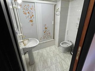 Foto 5 de Casa en venta - 6 dormitorios 5 baños - 300mts2 - Tablada