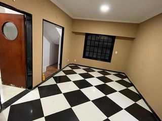 Foto 27 de Casa en venta - 6 dormitorios 5 baños - 300mts2 - Tablada