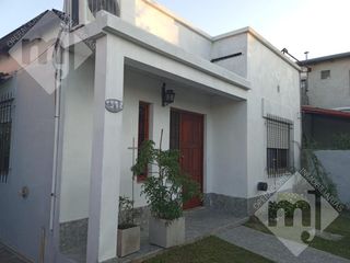 Foto 2 de Casa - Troncos Del Talar